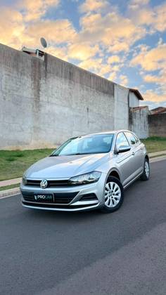 VOLKSWAGEN POLO 1.0 MPI TOTAL FLEX MANUAL VOLKSWAGEN POLO 1.0 MPI TOTAL FLEX MANUAL